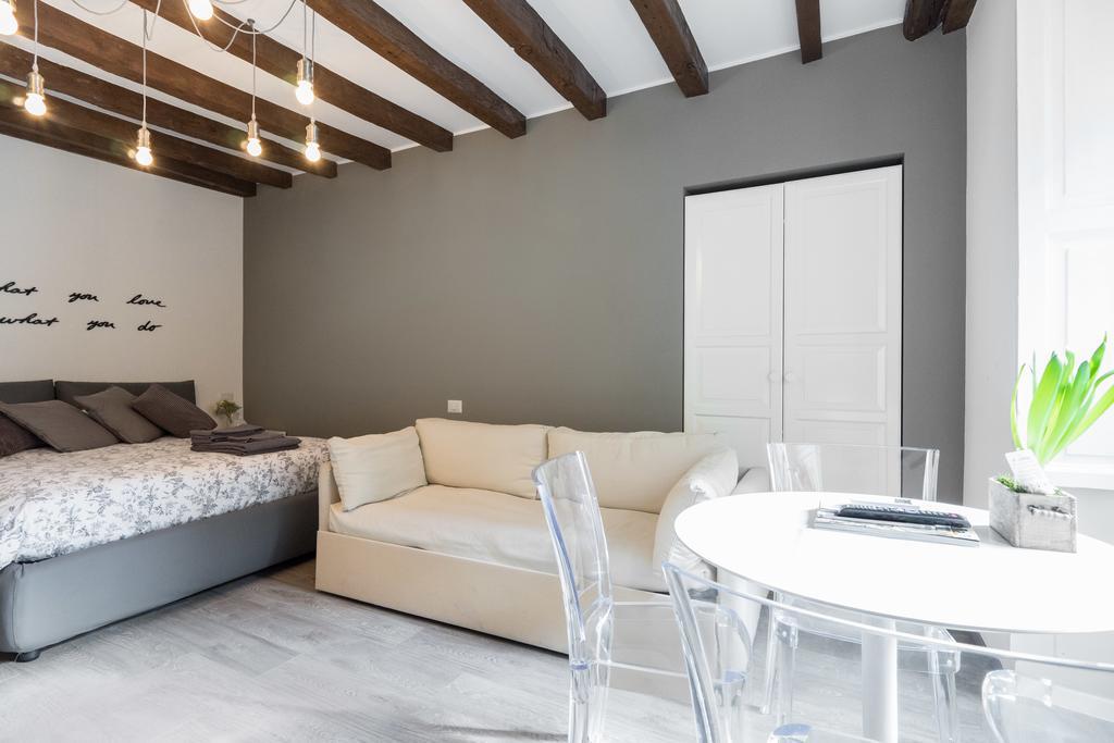 Milano Apartments Porta Genova Luaran gambar