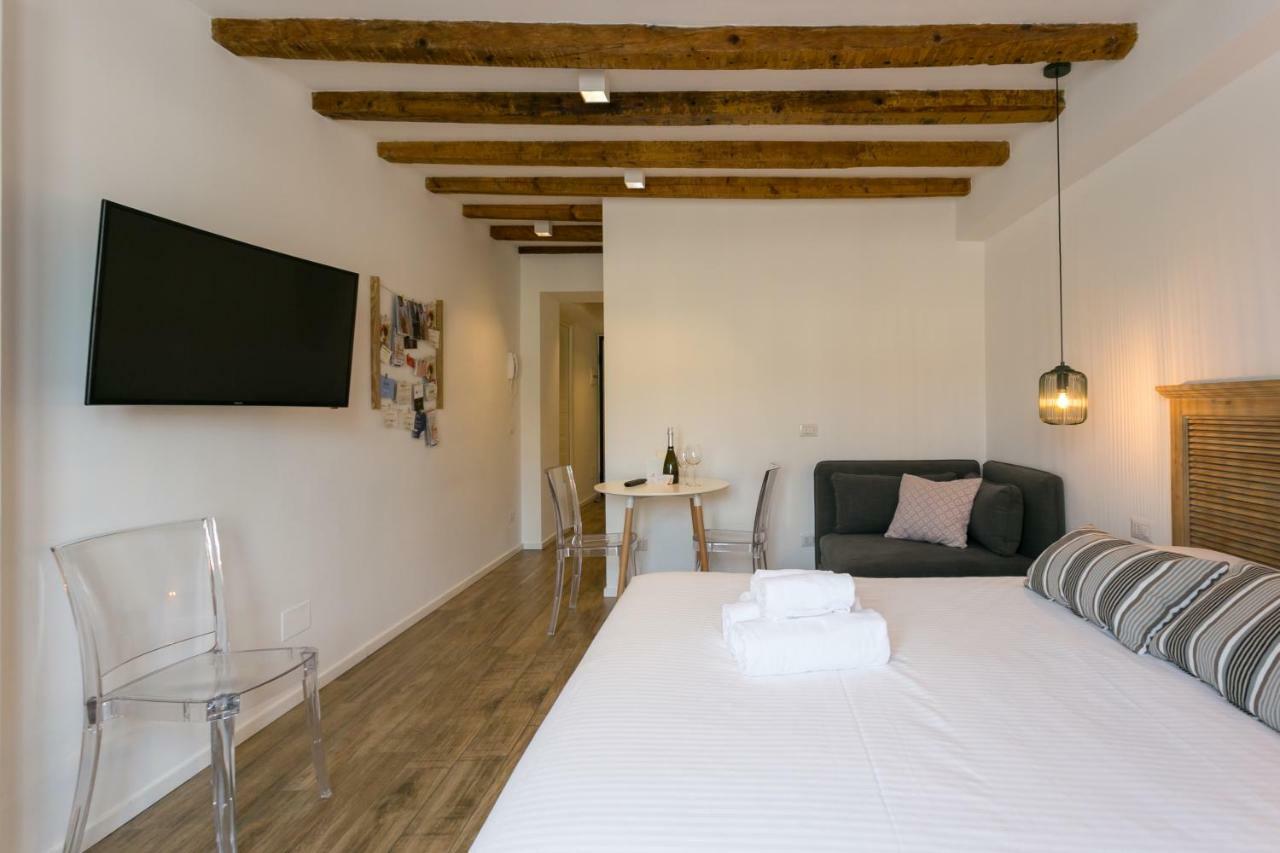 Milano Apartments Porta Genova Luaran gambar